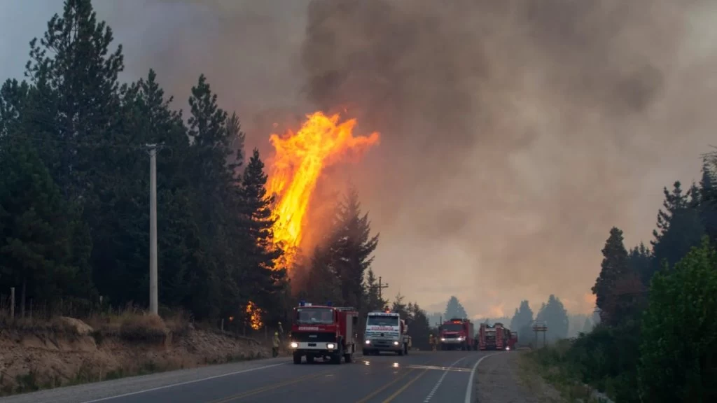 Un vecino de Mallín Ahogado denunció que los incendios en la Patagonia