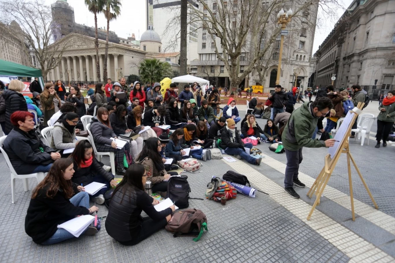 Argentina se ubica entre los países con mayor tasa de jóvenes que no