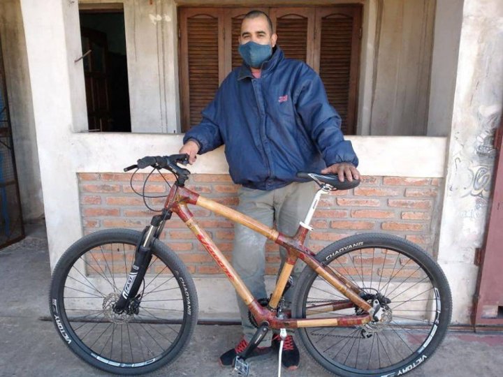 Lautaro Díaz: &quot;Las bicicletas de caña son 100% confiables&quot;