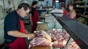 Cambios en el modo de consumir carne: Hay un "consumo espasmódico" por la inflación