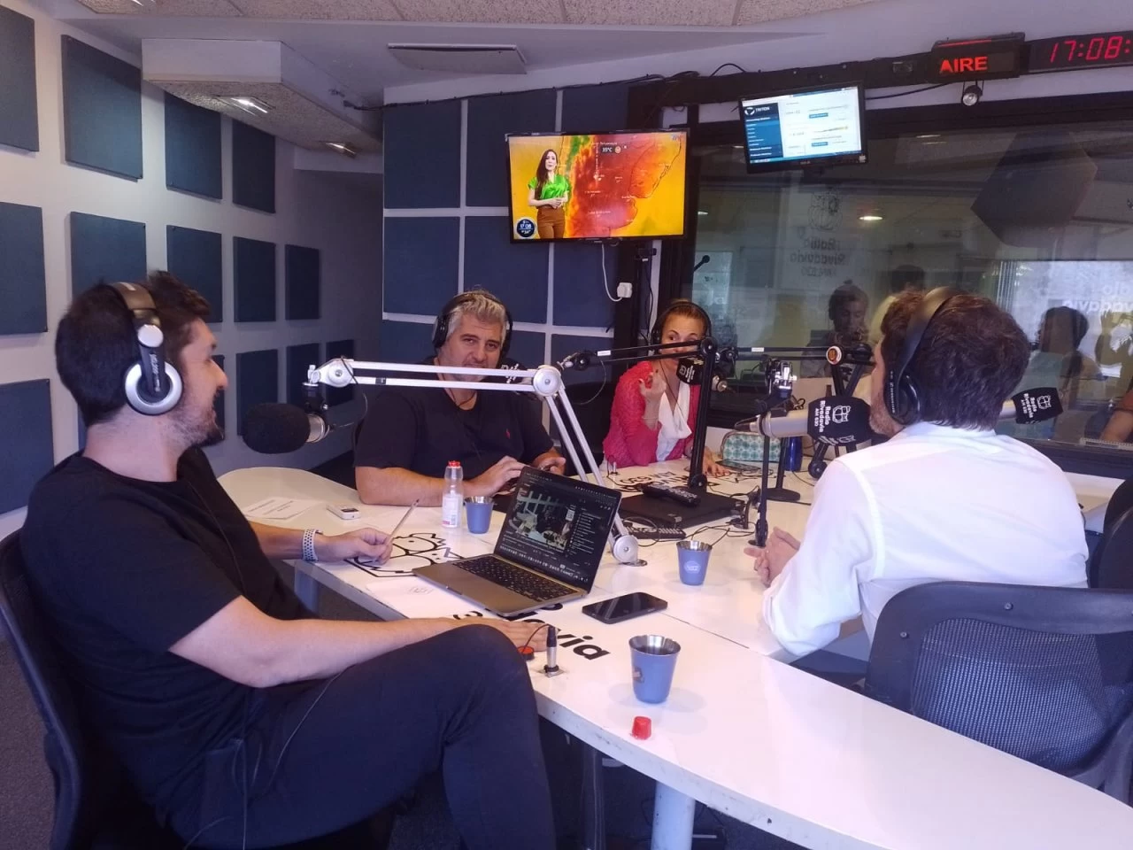 Reviví el pase entre Lucas Morando y Nelson Castro - Radio Rivadavia AM630