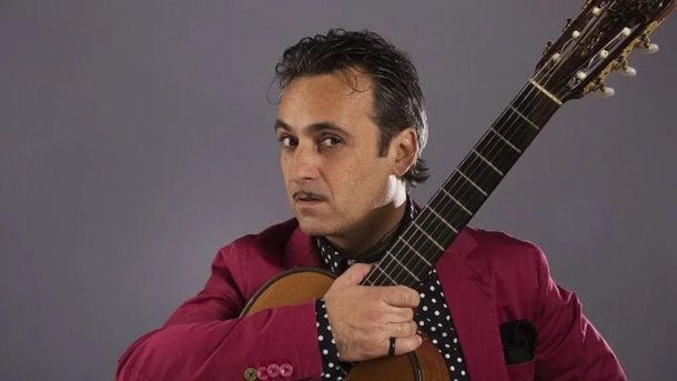 Música en vivo con Brian Chambouleyron en Radio Rivadavia