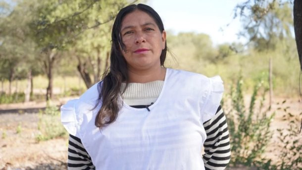 Gloria Cisneros: "Atravesar 90 kilómetros en moto para ir a la escuela es todo un desafío"