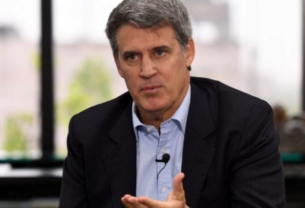 Alfonso Prat Gay: "No hay indicios de que la inflación baje y todo parece indicar que será superior al 6%"