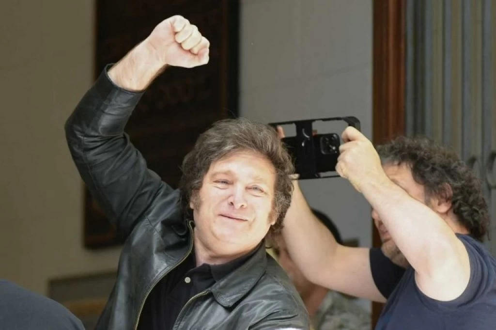 112a72277f721b596a9cbdd2a3170bf1_M