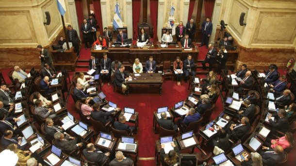 Mónica Marquina: "Sería un error el veto de Milei a la ampliación del presupuesto universitario. Por los bajos salarios, los mejores docentes se van por los bajos salarios"