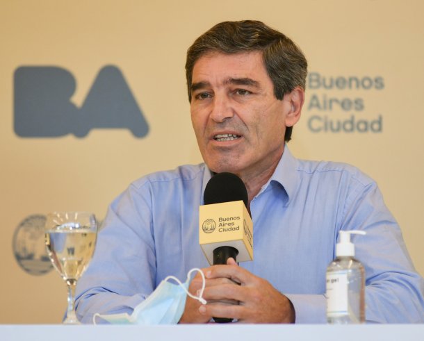 Fernán Quirós confirmó que el aumento de casos de dengue se debe a cambios en el comportamiento del virus
