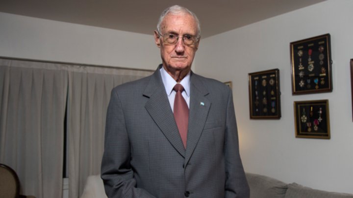 Martín Balza: &quot;No hubo una guerra, nunca acepté la teoría de los dos demonios&quot;