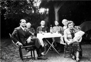 María Mercedes Gardes: "Mis bisabuelos recibieron una llamada de Berthe Gardes, la mamá de Gardel"