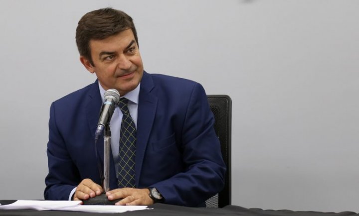 Omar De Marchi: &quot;El gobierno se ha ensañado con la gente&quot;