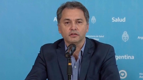 Alejandro Costa dijo que "es muy probable que en la próxima semana se reduzcan los casos de COVID"