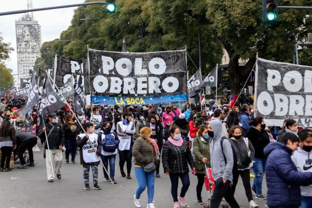 Comerciante del Microcentro sobre los piquetes:  "Perdemos obligatoriamente un día de trabajo por semana"