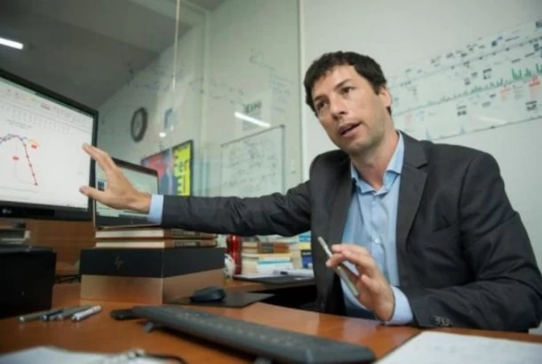 Esteban Domecq adelantó que hay recesión técnica y afirmó: "La inflación ya da para 110 o 120 por ciento en el año"