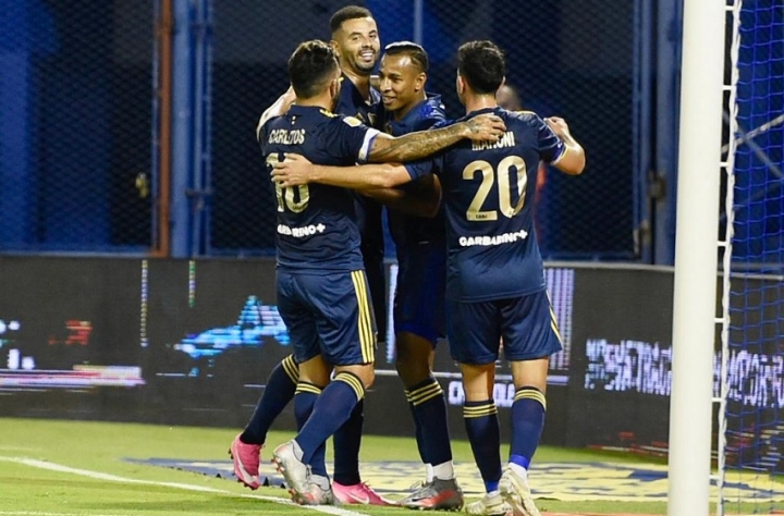 Goleada histórica de Boca a Vélez en Liniers