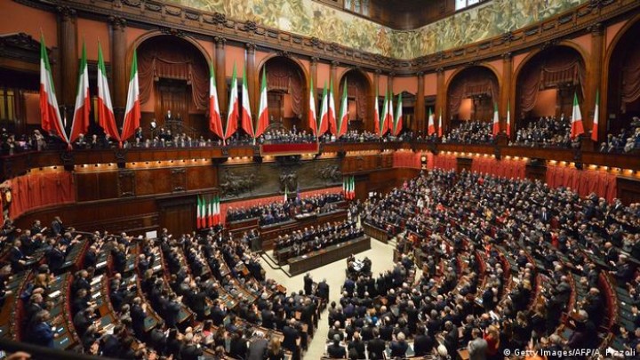 El Parlamento elige al nuevo presidente de Italia