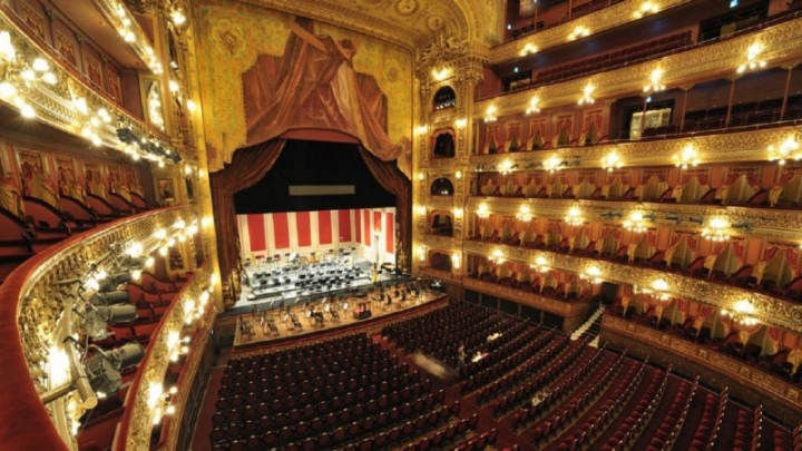 El Teatro Colón reabre sus puertas tras 15 meses