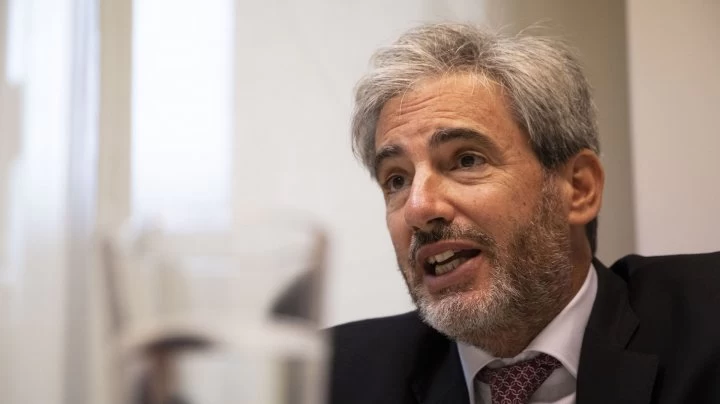Darío Espstein, economista: &quot;Creo que el Banco Central se ha quedado sin poder de fuego&quot;