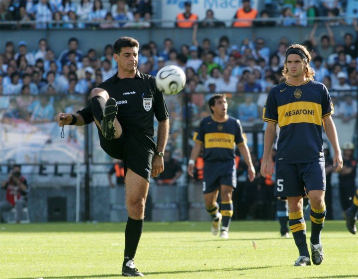 Claudio Martín: &quot;Vi a Javier Castrilli firmar autógrafos. Tello es el árbitro que más me gusta&quot;