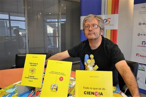 Claudio Sánchez: "A los alumnos les sorprende mi historia con Los  Simpson"