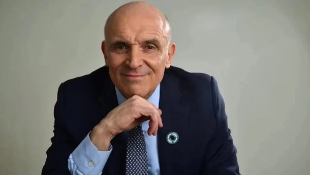 José Luis Espert: "La dolarización de Milei es un slogan"