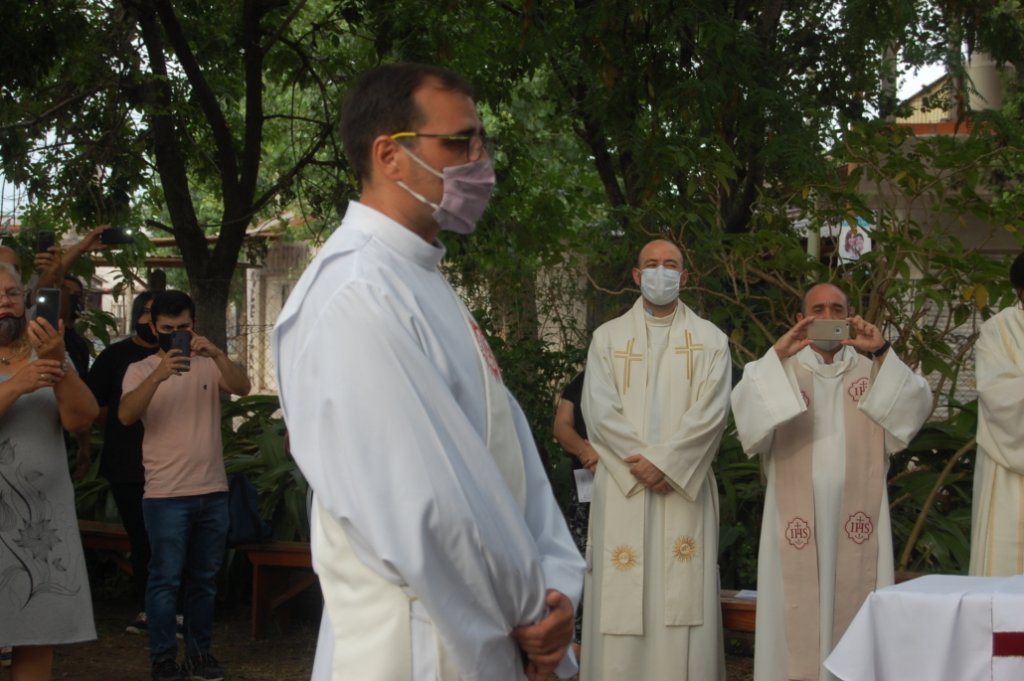 La preocupación de un párroco de Quilmes por el consumo de drogas en la zona