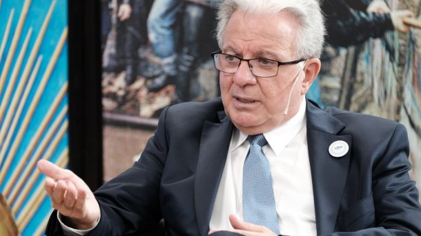 Alberto Barbieri: "Hay que modernizar la estructura curricular primaria y secundaria"
