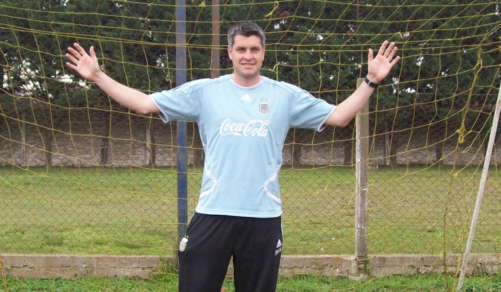 Dario Lencina: &quot;El fútbol nos ayuda en la vida cotidiana&quot;