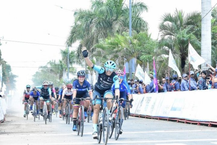 Arrancó la Vuelta a Formosa Femenina Internacional