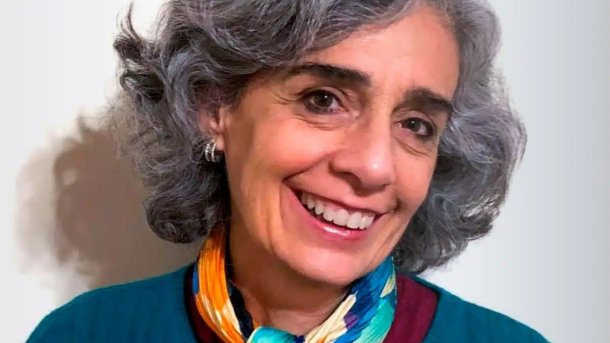 María Claudia Degrossi: “Lo que va a eliminar microorganismos es el calor, es la cocción. Entonces, no es el lavado en la pileta”