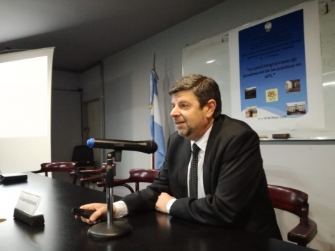 Gabriel Batistella: "Vamos a convivir gran parte del año que viene con el tapabocas"