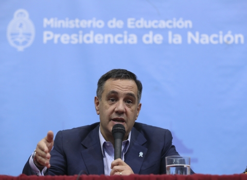 Finocchiaro: "El kirchnerismo lleva adentro un gen autoritario"
