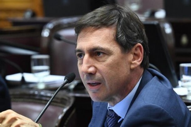 Luis Naidenoff: "El peronismo que gobierna no se hace cargo de nada"