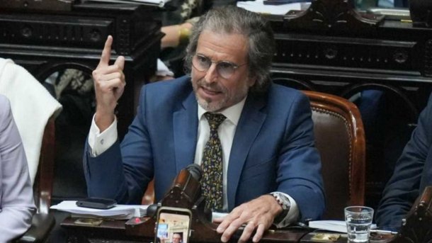 Bertie Benegas Lynch: "Los que fueron parte del saqueo y la impunidad del kirchnerismo ahora vienen a reclamar cosas nobles"