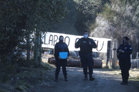Habló uno de los dueños de un campo tomado por mapuches en El Foyel: "La Justicia nos corre el arco todos los días"