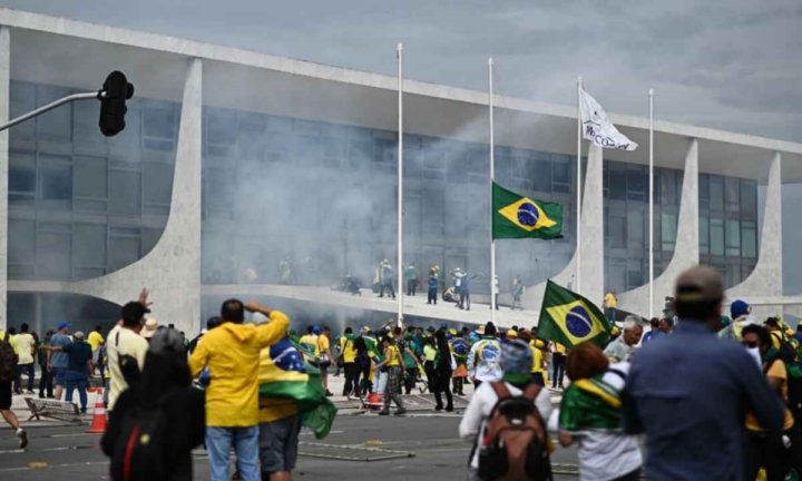 Crisis institucional en Brasil: &quot;Es un grupo desesperado porque sienten que se les termina todo&quot;