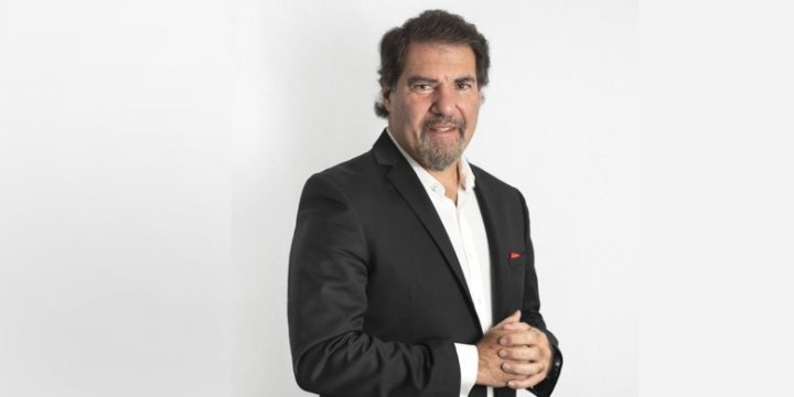 Claudio Zuchovicki: &quot;La clase media media es la que más está sintiendo la recesión&quot;