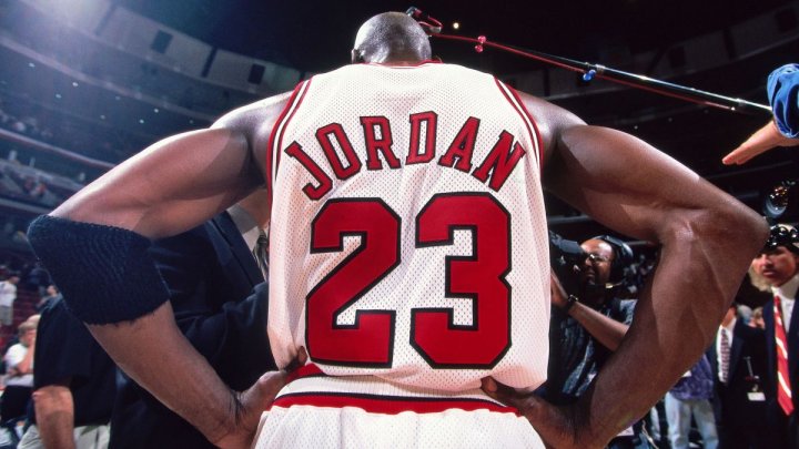 Pichi Campana: &quot;Recuerdo que dejaba la vida cuando marcaba a Jordan y él estaba jugando un picadito en ojotas&quot;