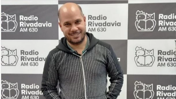 "Con el poder y la firmeza de la palabra"