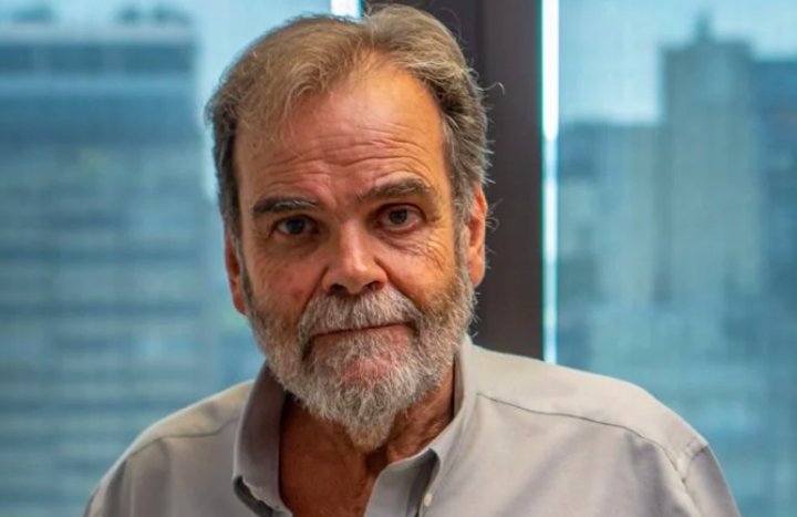 Semino advierte sobre el desabastecimiento de remedios si es que no se regulariza los pagos a las farmacias