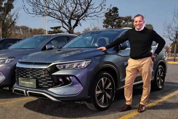 Bernardo Fernández Paz: "Los autos eléctricos te hacen ahorras bastante combustible, son ideales para viajar"