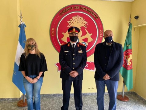 El Jefe del cuerpo de bomberos voluntarios de Bernal denunció que hace más de una semana no tienen teléfono