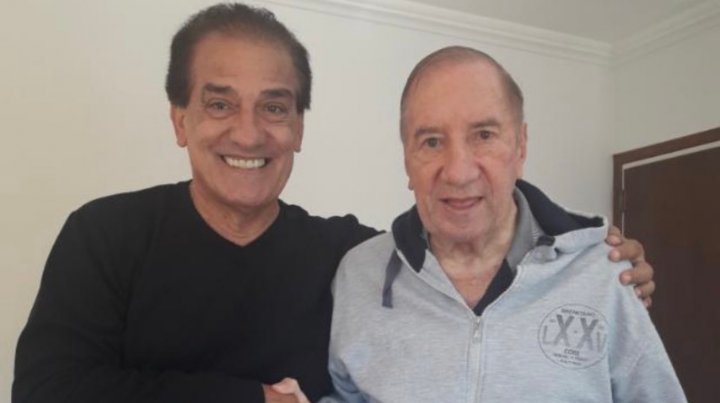 Miguel Ángel Lemme, ex dirigido y ayudante de Bilardo recordó las mejores anécdotas del Doctor que dirigió dos finales del mundo: &quot;Está bien, mira los partidos y está muy contento con la selección&quot;