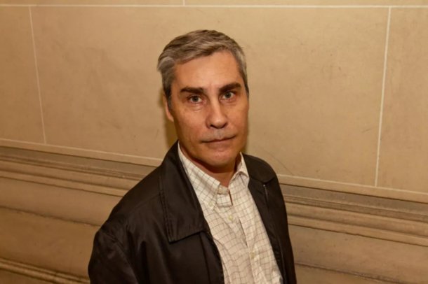 Ezequiel Martínez: "El libro en que se basa la serie "Santa Evita" llevó mucho tiempo de investigación”