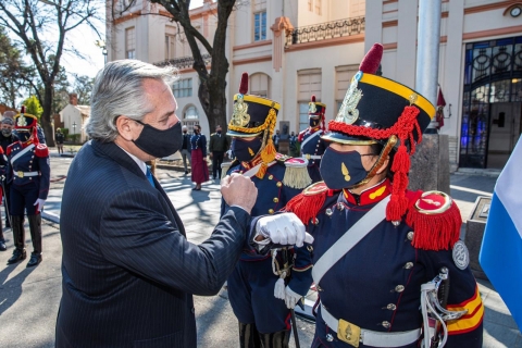Adrián Pignatelli: "San Martín era una persona bastante requerida y con buen concepto en Europa"