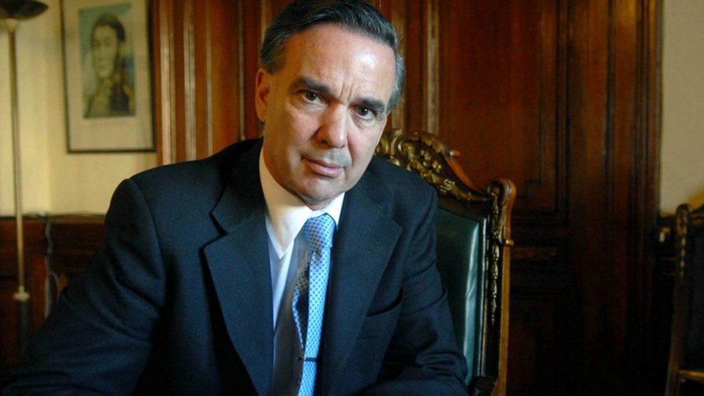 Miguel Ángel Pichetto: "El Gobierno quiere la educación en manos de Baradel y los sindicatos"