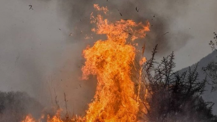 Incendios en Córdoba: habló el autor de la foto del ´diablo de fuego´