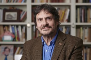 Felipe Pigna: "Yo aconsejo que vayamos a ver lo que San Mart&iacute;n dec&iacute;a de temas que hoy nos interpelan"