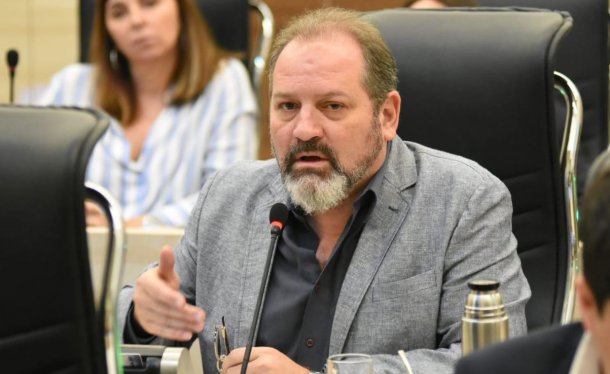 Carlos Cardozo: "Pedimos que Omar Perotti presente una denuncia penal contra Marcelo Sain por instigar a la brutalidad policial"