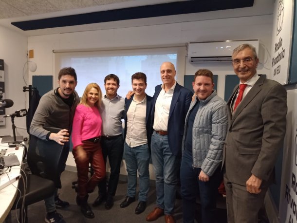 Reviví el pase entre Jonatan Viale y Nelson Castro con la visita especial de Carlos Pagni y el humor de Ariel Tarico