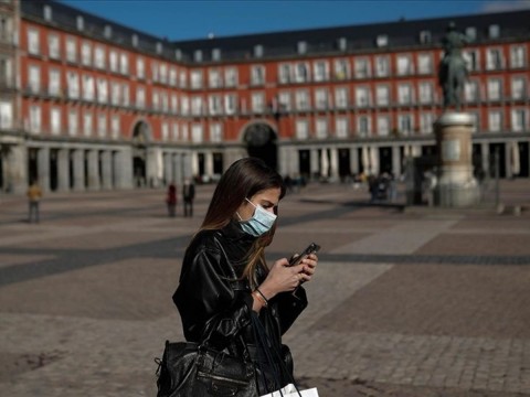España superó la barrera de los 100.000 contagios por COVID-19 en un día